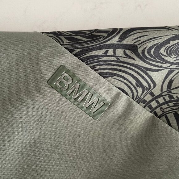 BMW Casual Full Zip Waterproof 100% Poly Hooded Jacket Sage Grn Dk Gry Sz S NWOT - Picture 14 of 15